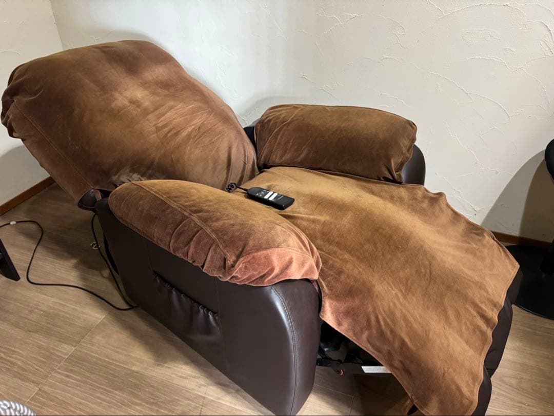 電動ラウンジチェア SHIFFON（シフォン）ダークブラウン神奈川県湘南地区