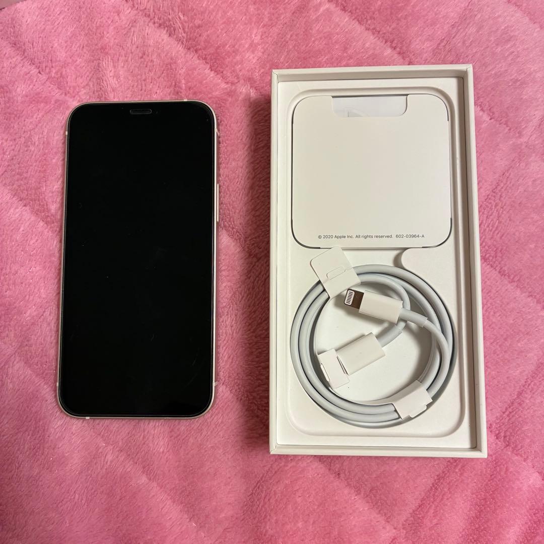Apple iPhone 12 中古品