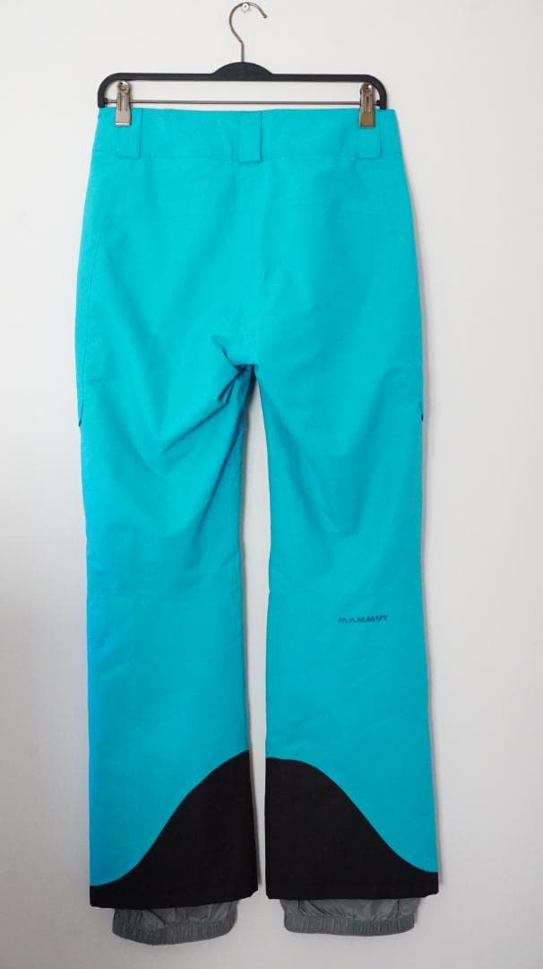 Mammutマムート　新品未使用　スキーパンツ　海外レディースS
