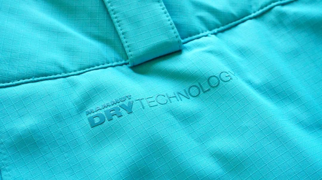 Mammutマムート　新品未使用　スキーパンツ　海外レディースS