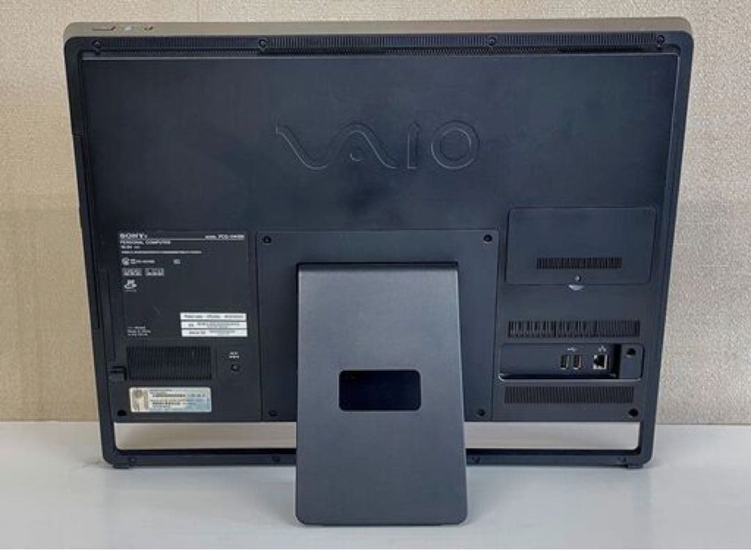 VAIO 省スペース 21.5 Core i7 8GB 1TB　Blu-ray