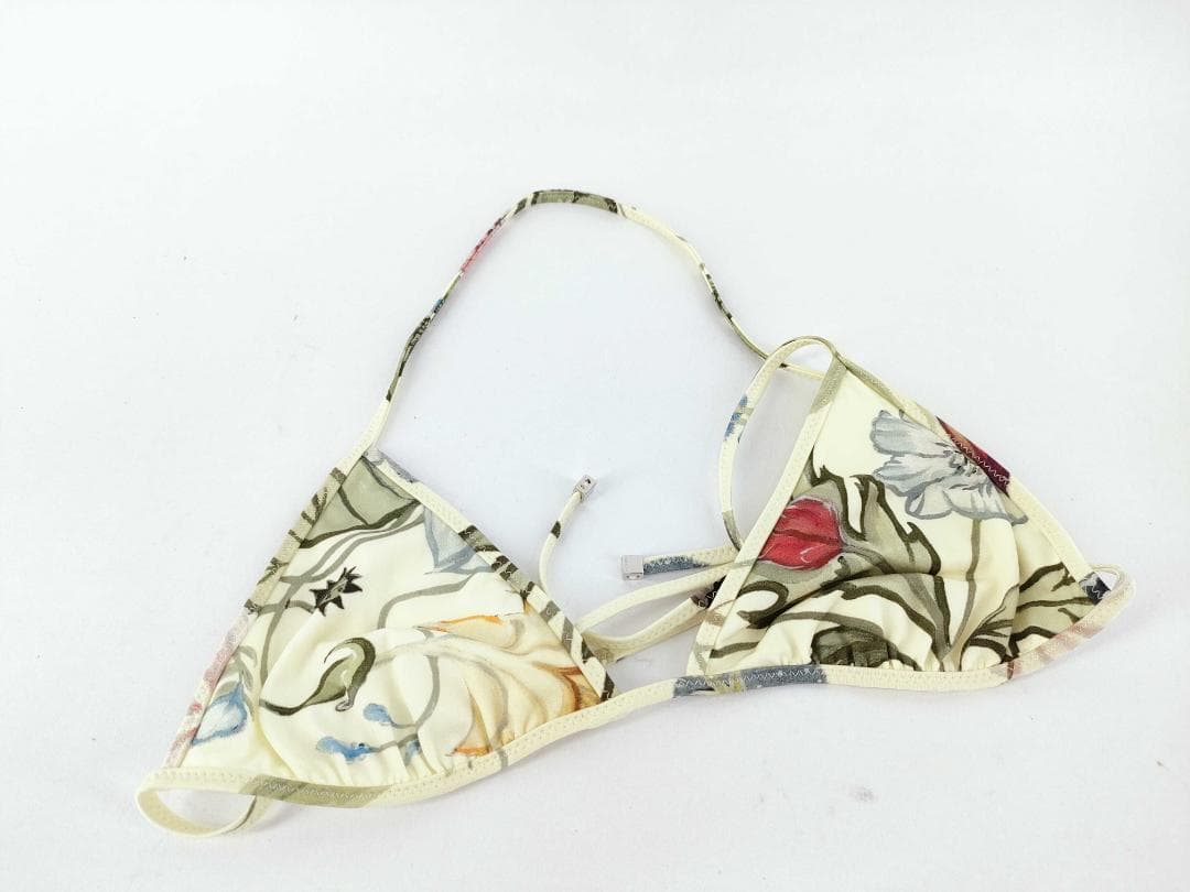 美品　GUCCI グッチ 水着 ビキニ フラワー XS 　タグ付き 67