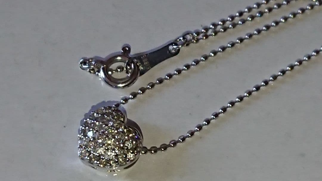 ✦18KWG✦パヴェダイヤ 0.23ct トップのみ