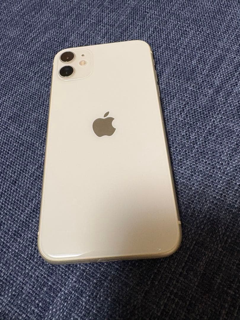 Apple iPhone 11 ホワイト 本体　64G Ymobile