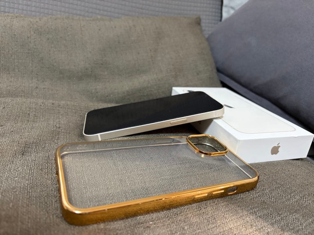 Apple iPhone 13 ホワイト 本体　箱付き