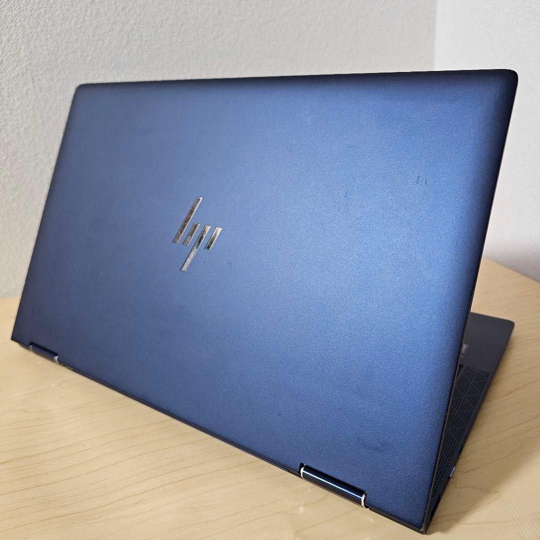 HP Dragonfly／Core i5／LTE内蔵／ペン