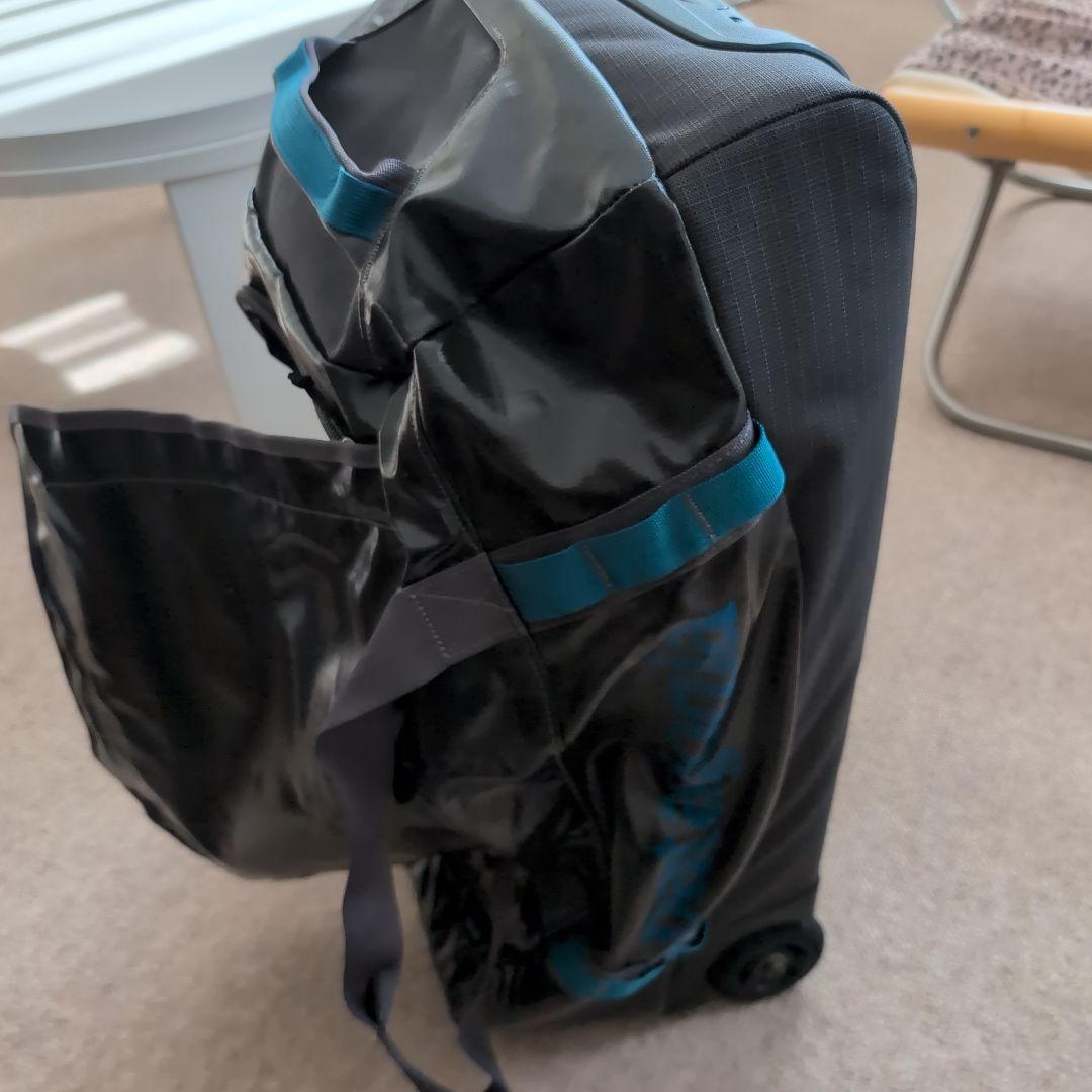 patagonia トラベル キャリーバック 黒/青