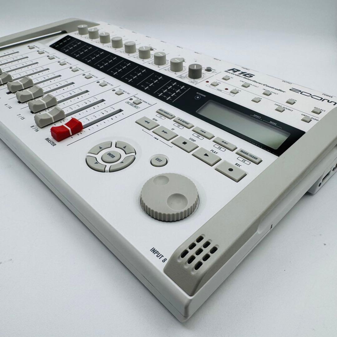 Zoom R16 マルチトラックレコーダー/オーディオインターフェース