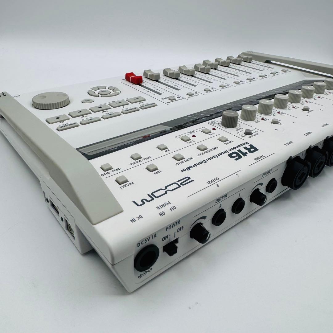 Zoom R16 マルチトラックレコーダー/オーディオインターフェース