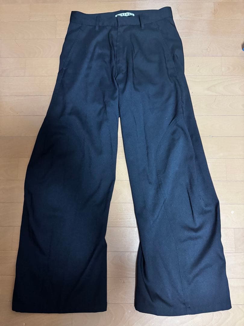 NVRFRGT ネヴァーフォーゲット　スラックス