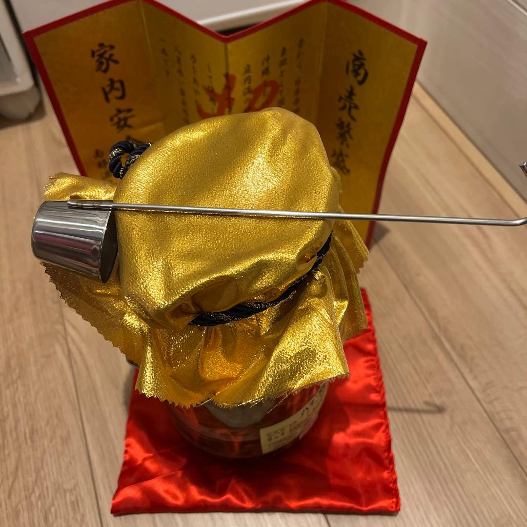 沖縄県産 ハブ酒 夫婦ハブ アルコール分 35% 内容量 1.4L