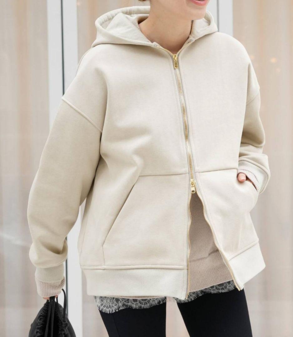 ドゥーズィエムクラス　CALAX フーディ　一回着用のみ