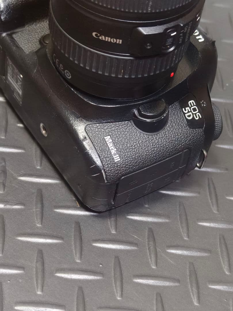 Canon EOS 5D Mark III 本体 24-105mm F4