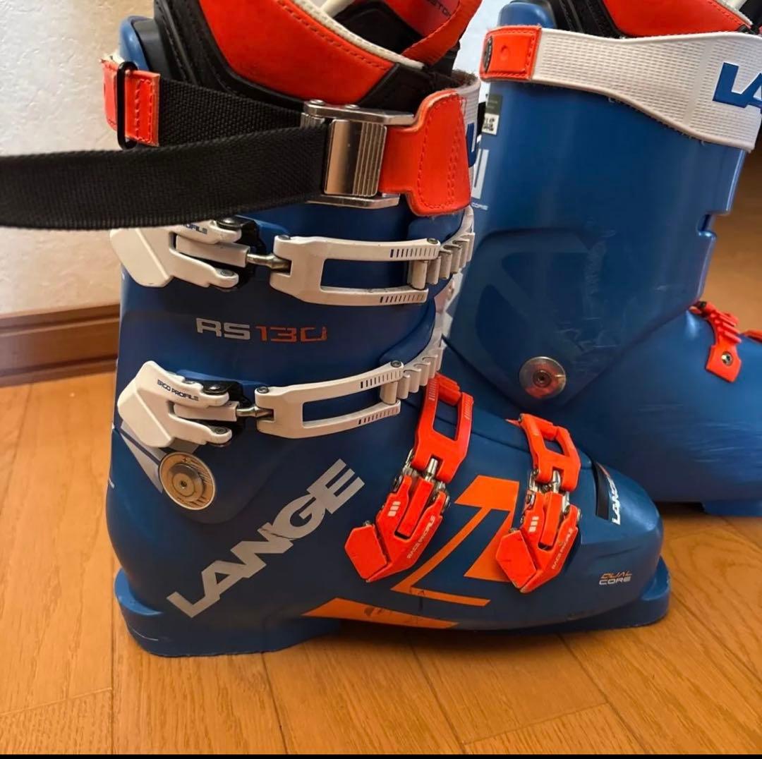 LANGE RS130 スキー用ブーツ