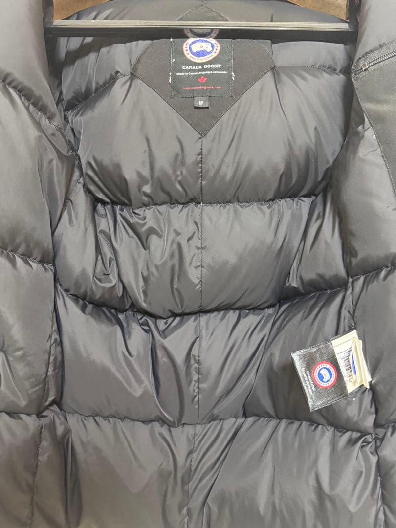 カナダグース　ダウンジャケット