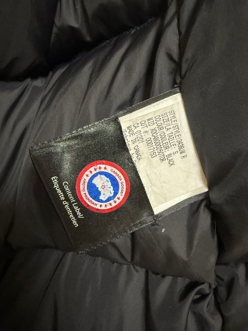 カナダグース　ダウンジャケット