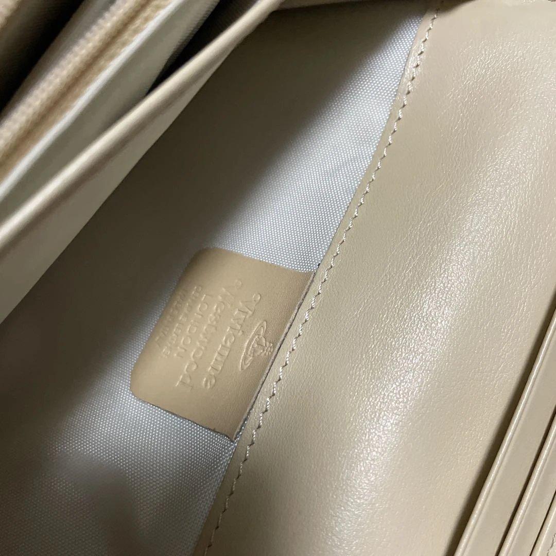 Vivienne Westwood クロコダイル型押し長財布