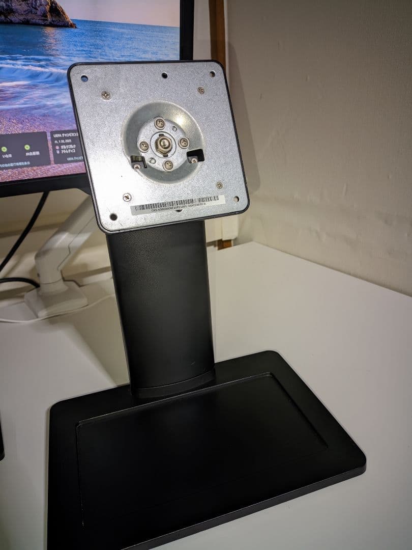 リフレッシュレート144Hz対応のゲーマー向けディスプレイ「XL2411」