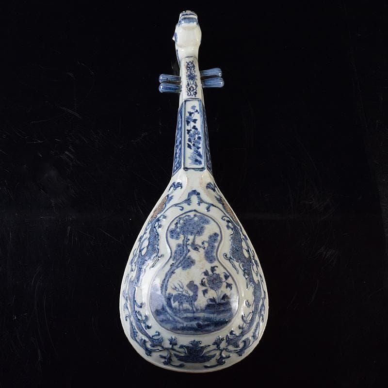 中国　青花　山水神獣文　馬頭琵琶　置物　M　R7978B