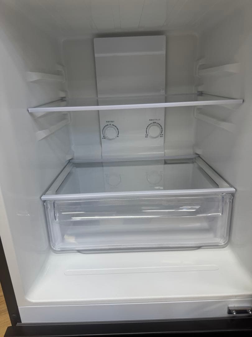 F064　AQUA製 2024年製 冷蔵庫 135L 右開き 保証付き