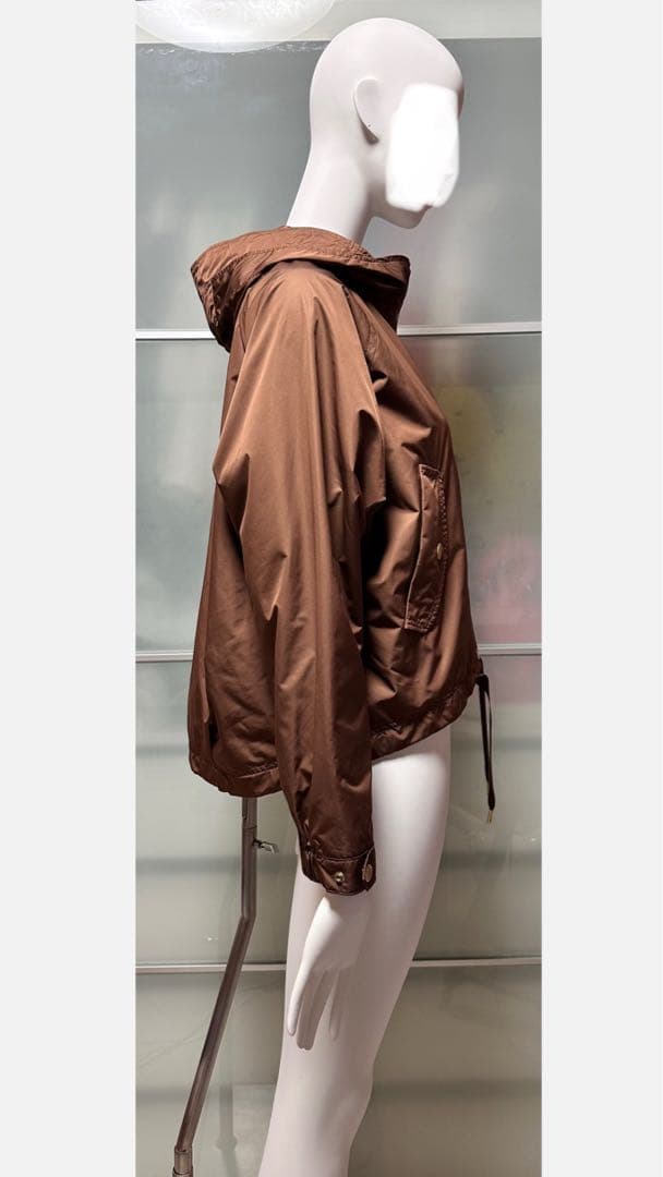 【BLUE LABEL CRESTBRIDGE】フード付きブルゾン