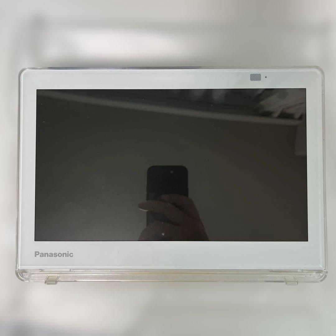 Panasonic UN-10E9-W ホワイト ポータブルテレビ