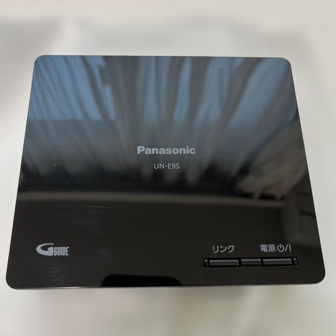 Panasonic UN-10E9-W ホワイト ポータブルテレビ