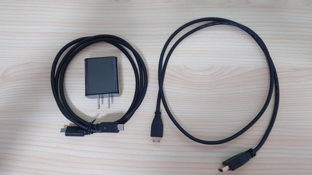 EVICIV 18.5インチ モバイルモニター ケース付き