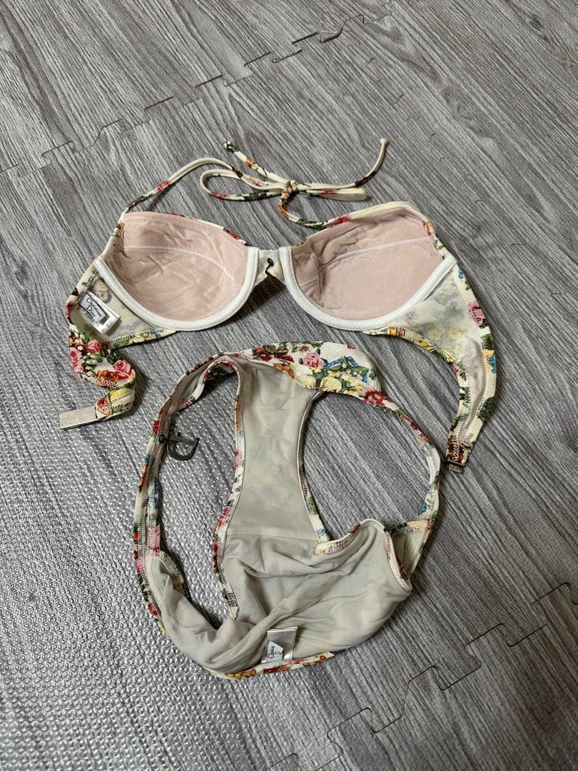 クリスチャンディオール　ビキニ