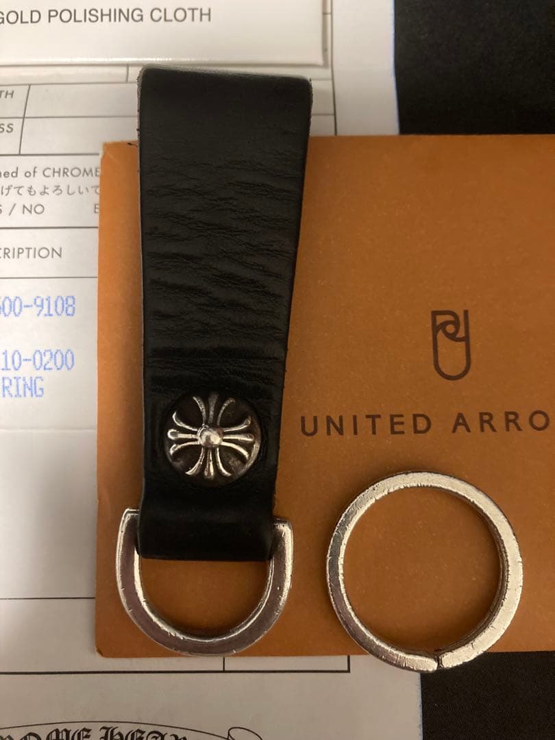 CHROME HEARTS クロムハーツ Dキーリング クロスボタン ブラック