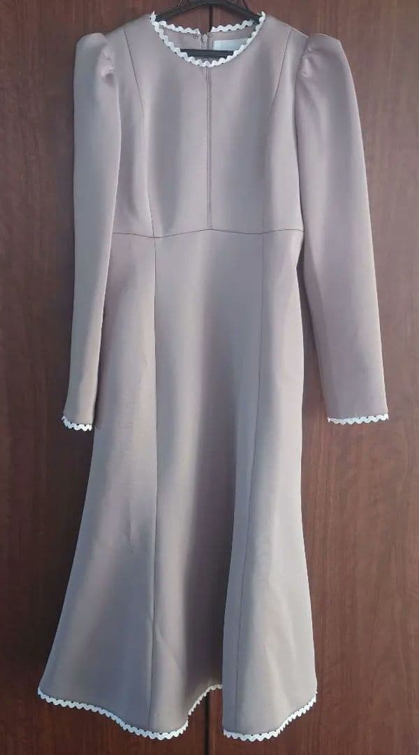 fレーストリムポンチワンピース