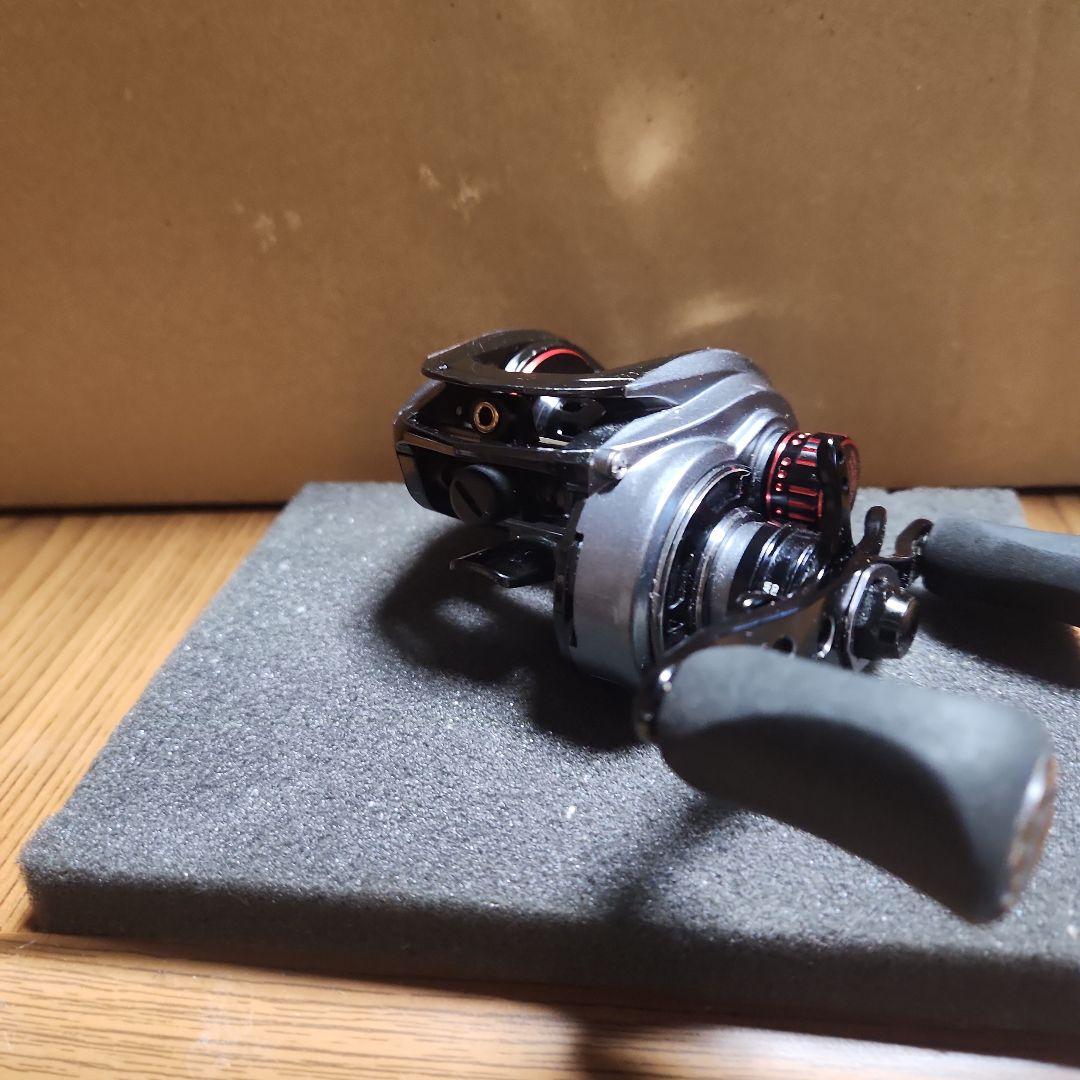 リール Revo LV7-L