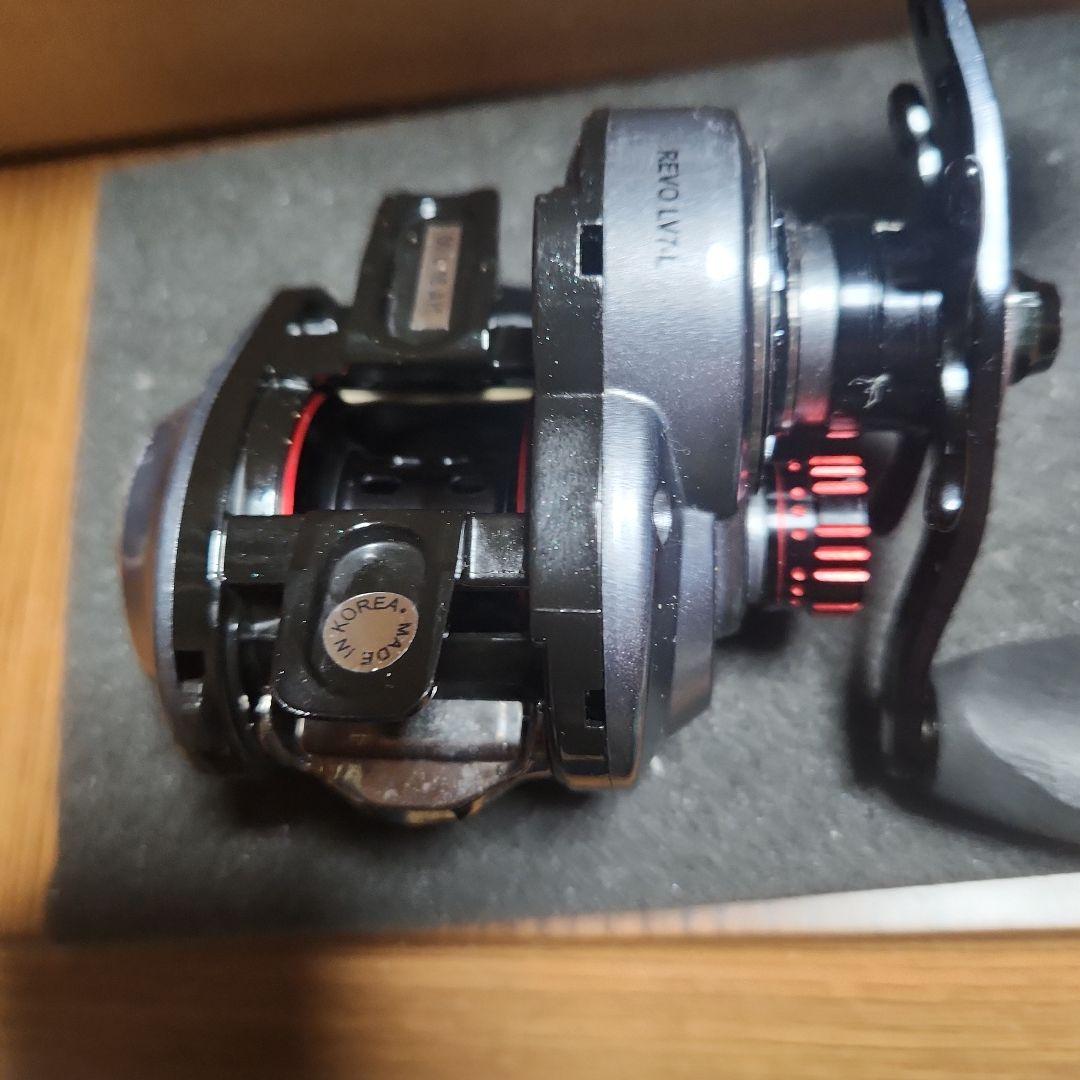 リール Revo LV7-L