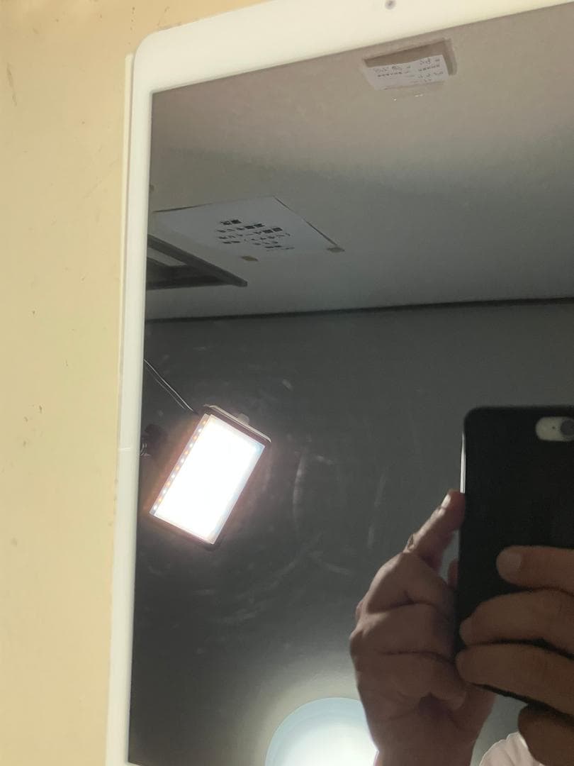 iPad 7世代　32GB ゴールド　セルラー カバーガラス付