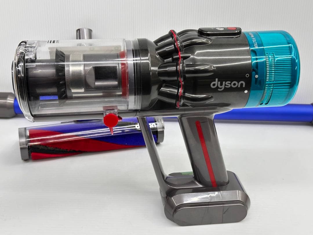 綺麗　美品　ダイソン掃除機　SV21 本体　ヘッド　パイプ　純正バッテリー付き