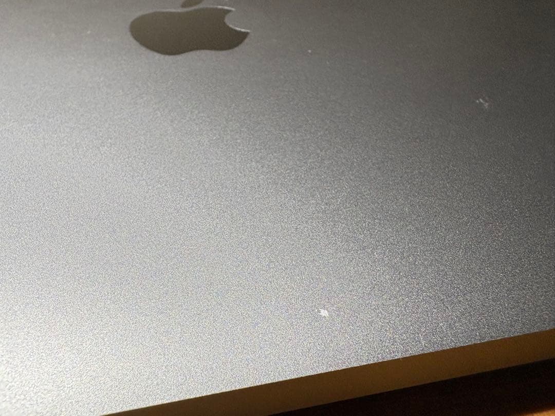 MacBook Air:M1/13インチ、8GB RAM、256GB