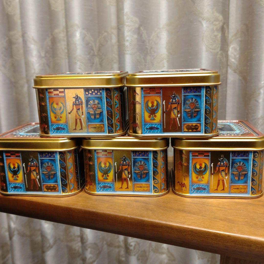 ラムセス大王展　青山デカーボ　エジプト缶