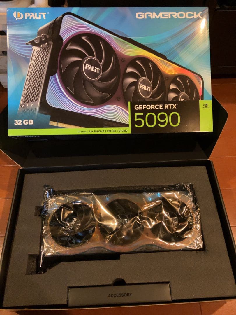 Palit GeForce RTX™ 5090 GameRock 中古