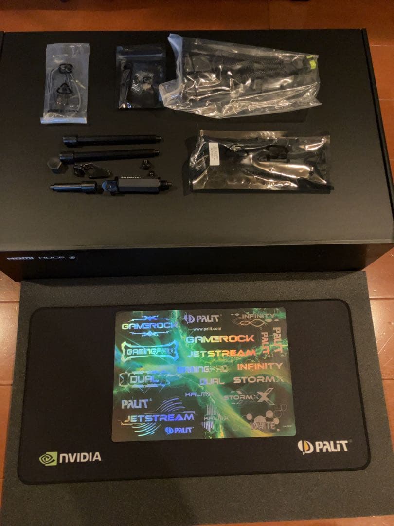 Palit GeForce RTX™ 5090 GameRock 中古