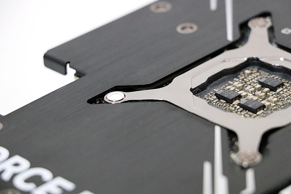 グラフィックボード・グラボ・ビデオカード PNY GeForce RTX4070Ti 12GB XLR8 VERTO