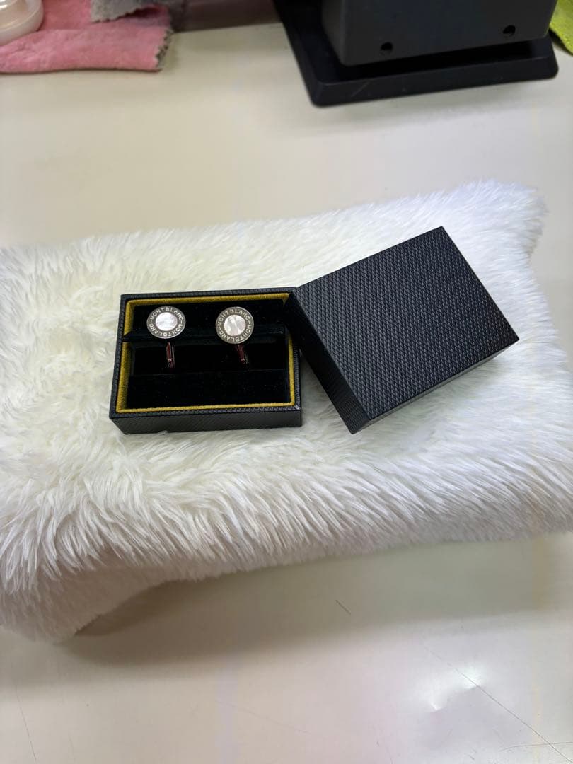 未使用モンブランMONTBLANC シルバー ピンク カフリンクス