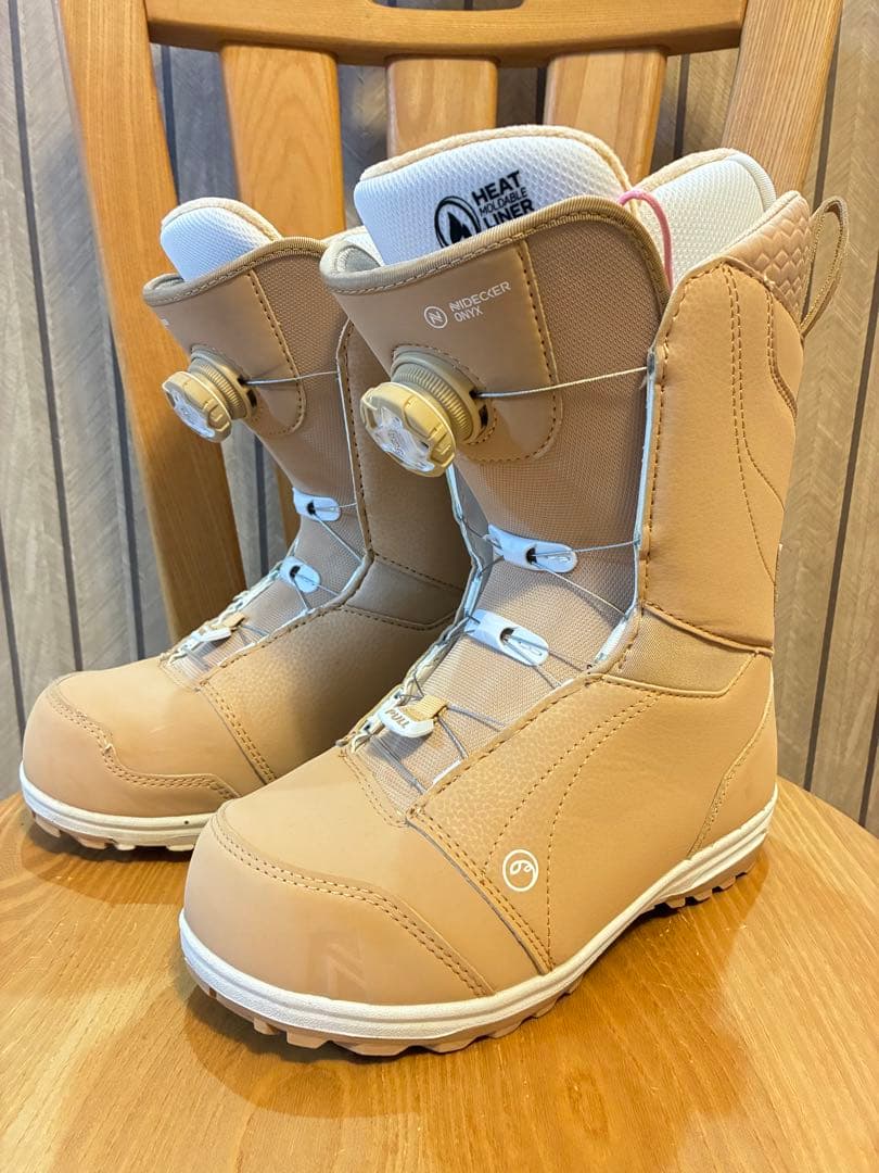 美品 NIDECKER Onyx レディース スノーボード ブーツ 23.5cm