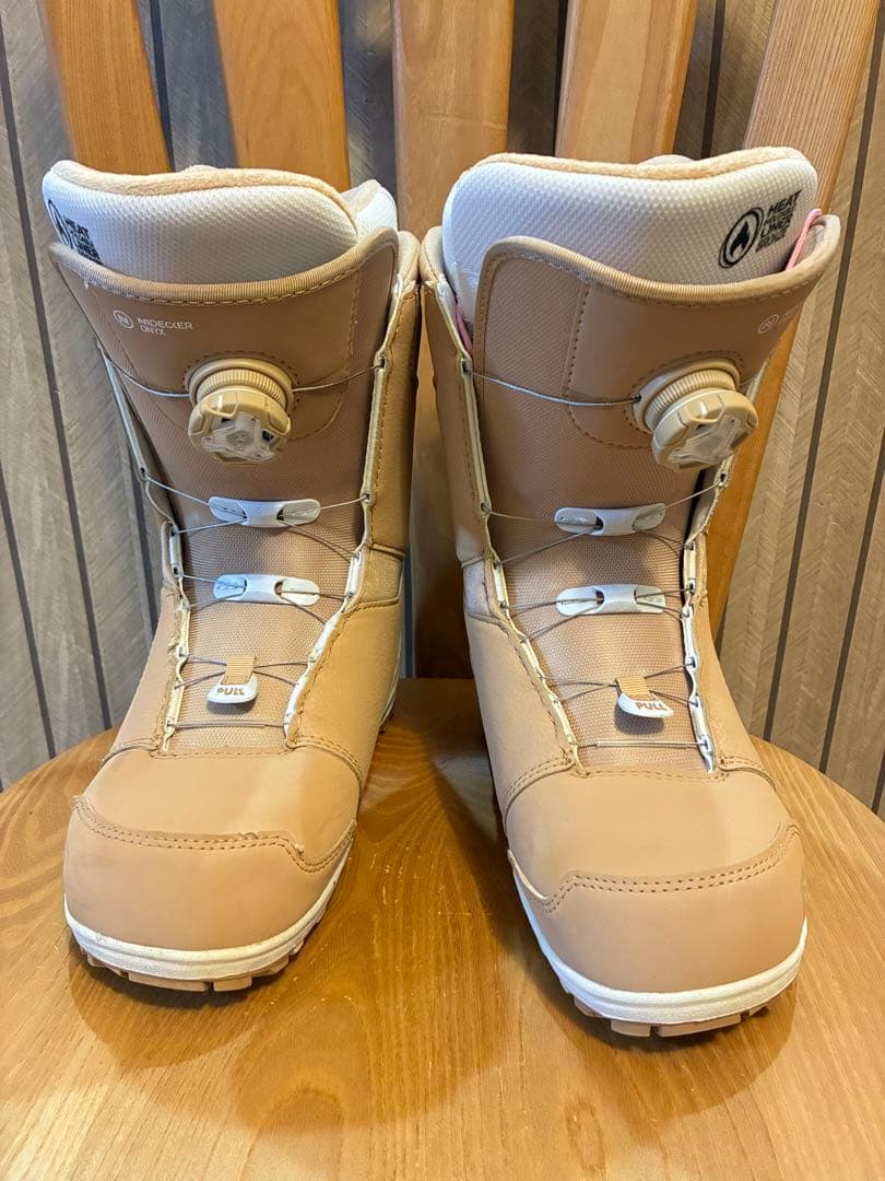 美品 NIDECKER Onyx レディース スノーボード ブーツ 23.5cm