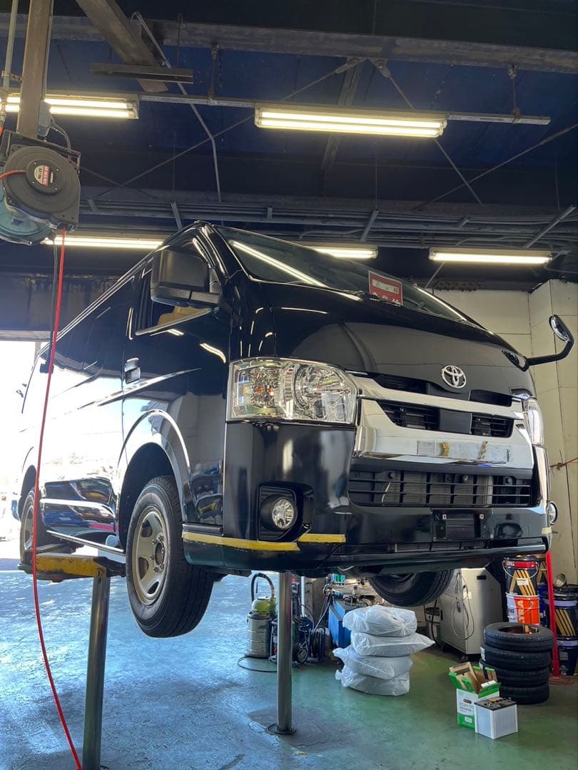 タイヤ付き　ハイエース　ホイール　鉄チン