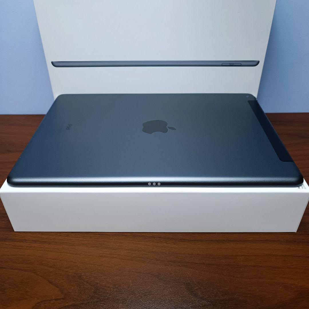 (美品) iPad 第9世代WiFi Cellular Simフリー 256GB