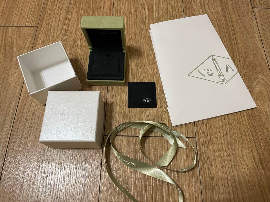 ヴァンクリ　ネックレスケース