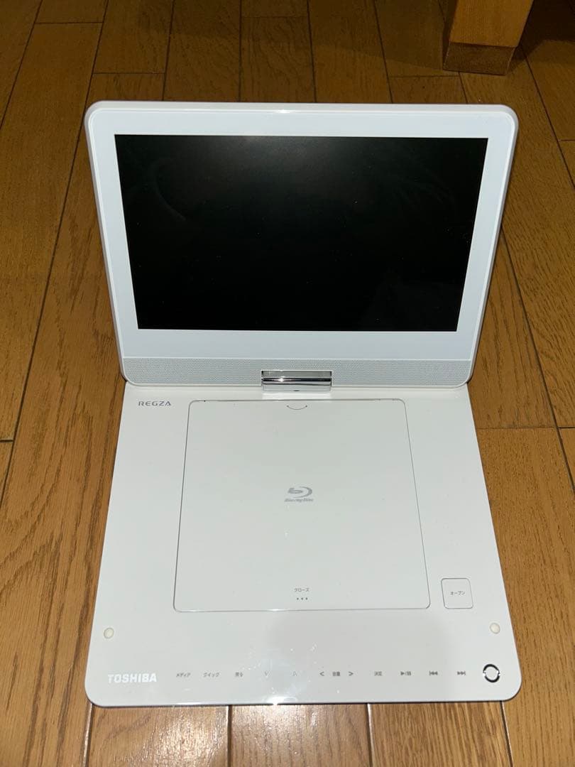 東芝 9型ポータブルブルーレイプレーヤーREGZA レグザ SD-BP900S