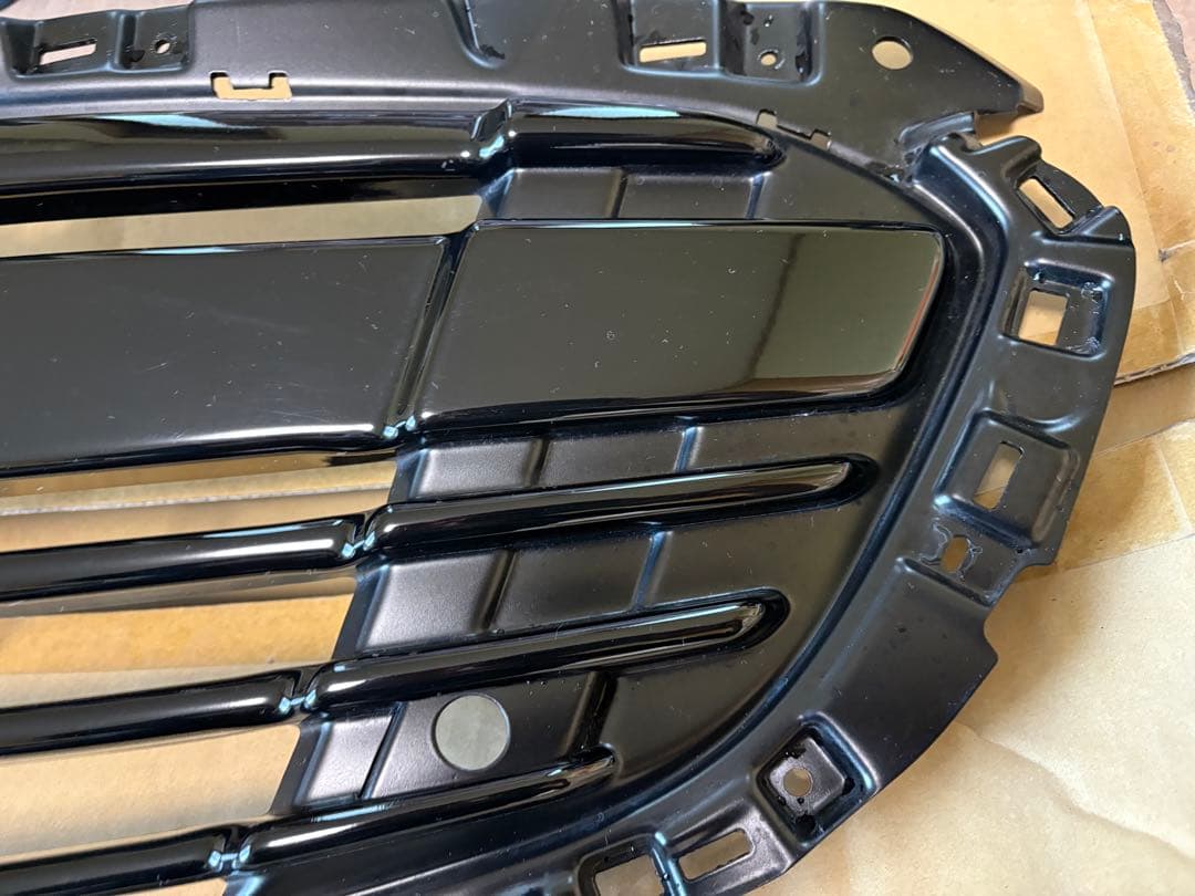 MAZDA6 AutoExe フロントグリル MGJ2520 欠品部品あり