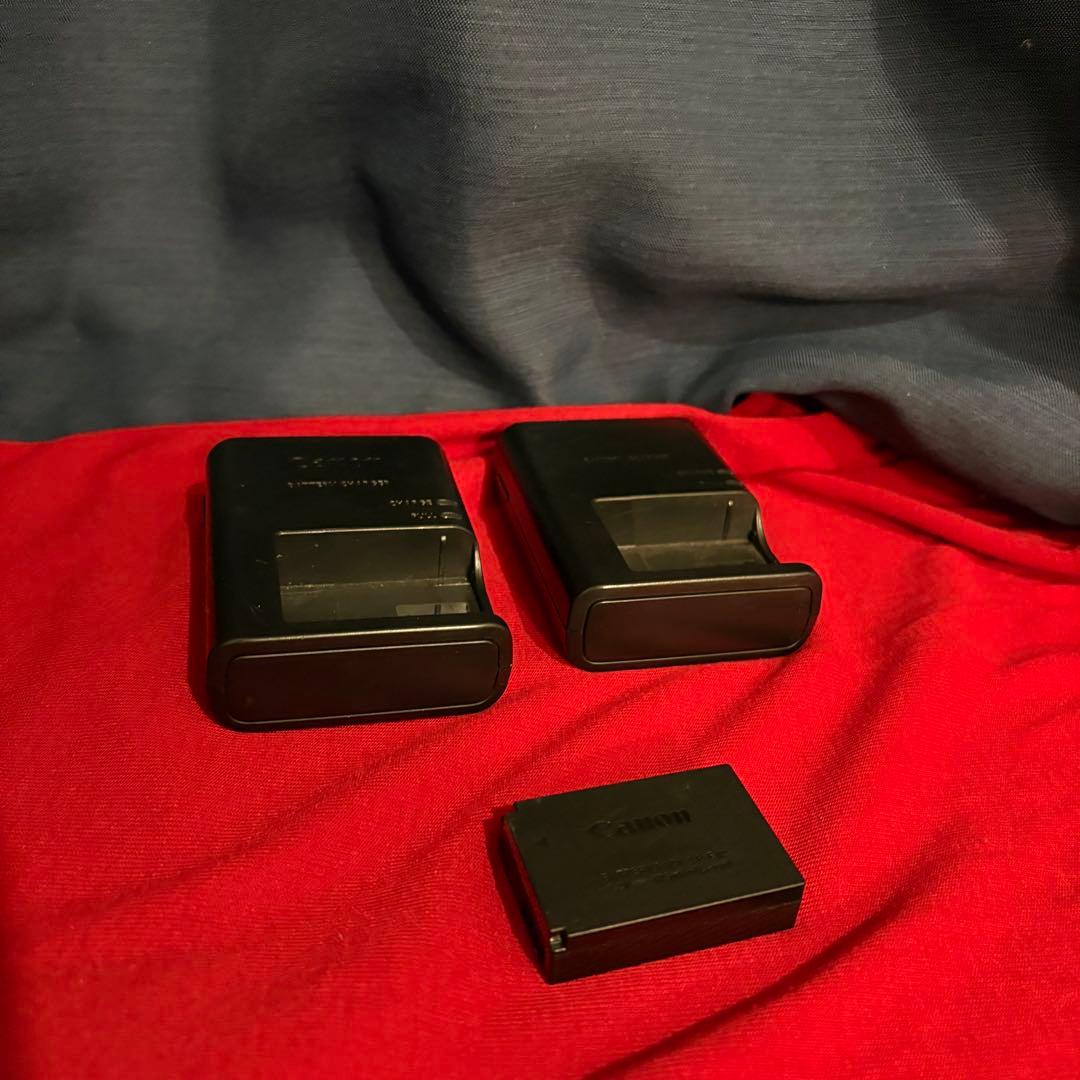 Canon EOS KISS M レンズキット