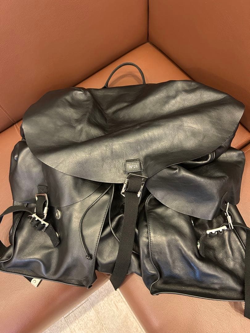 N°21 レザー リュックサック　バックパック　定価18万